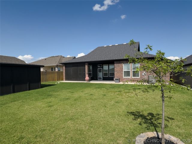 16174 S 89th East Avenue, Bixby, OK 74008