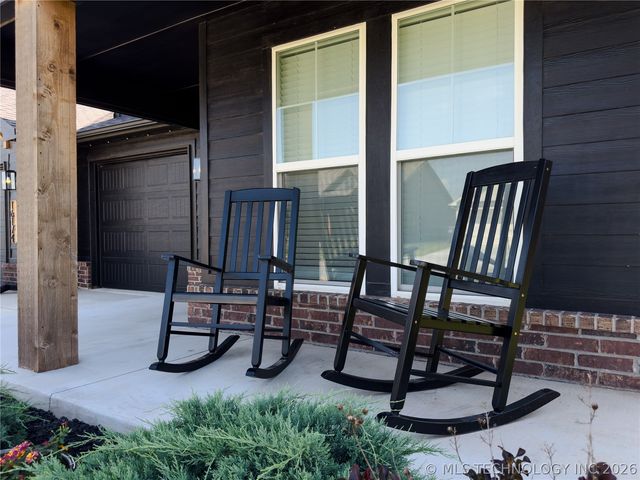 16174 S 89th East Avenue, Bixby, OK 74008