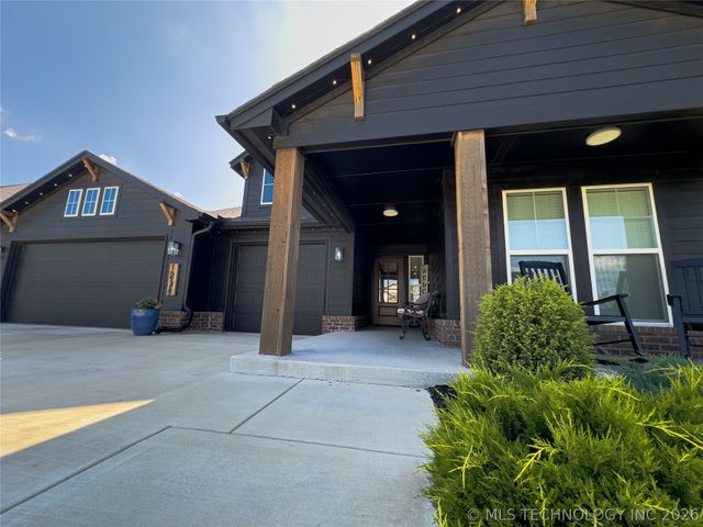 16174 S 89th East Avenue, Bixby, OK 74008