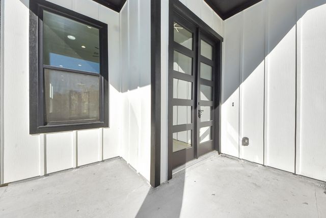 316 E Oakdale Street, Dayton, TX 77535