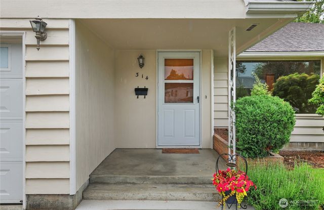314 14th Street SW, Puyallup, WA 98371