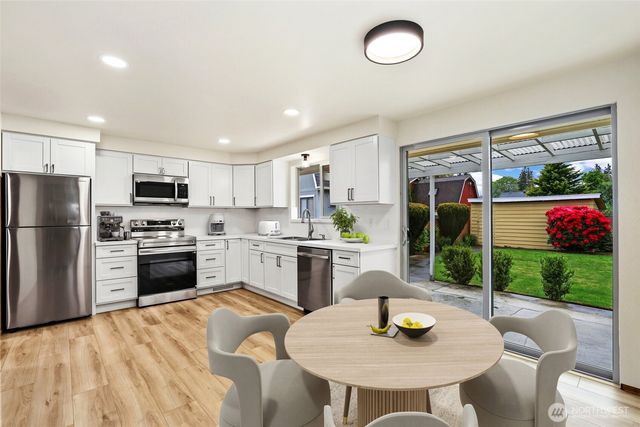 314 14th Street SW, Puyallup, WA 98371