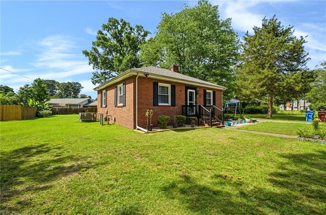 2204 Battery Park RD, Chesapeake, VA 23323