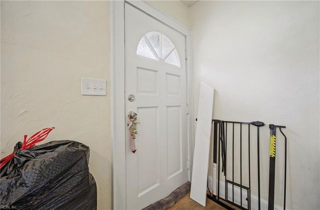 2204 Battery Park RD, Chesapeake, VA 23323