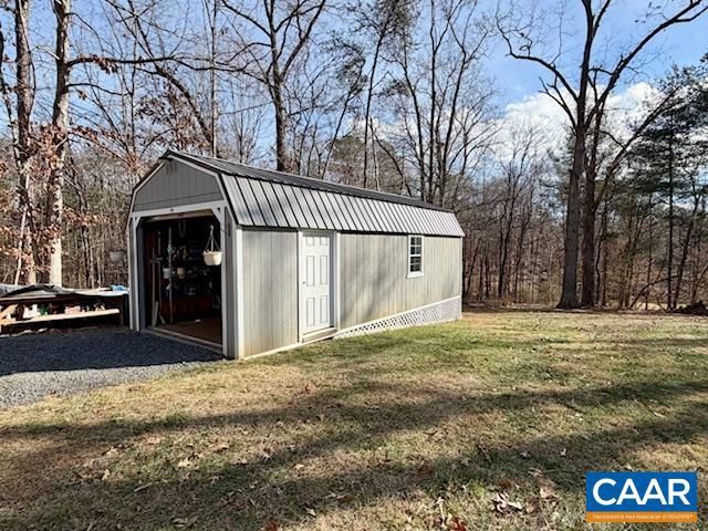 130 CHAPEL RD, Ruckersville, VA 22968