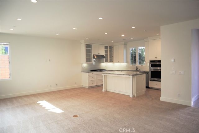 123 Toretta, Irvine, CA 92602