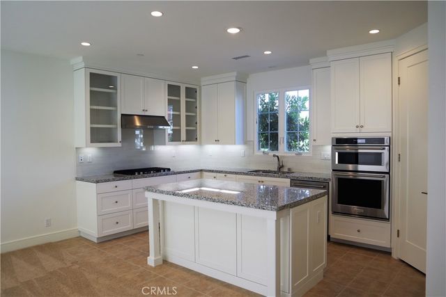 123 Toretta, Irvine, CA 92602