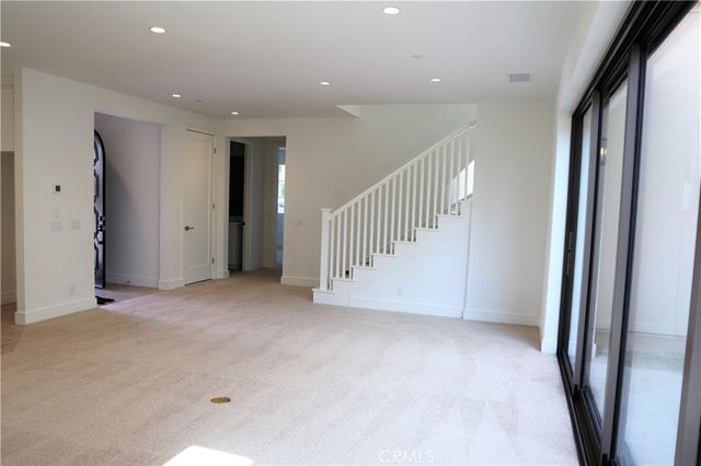 123 Toretta, Irvine, CA 92602