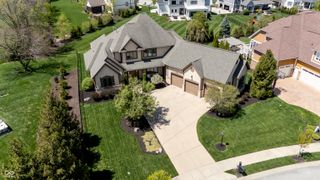 10138 Backstretch Row, Fishers, IN 46040