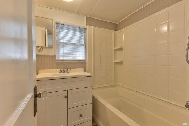 2809 Grove Street, Evansville, IN 47710
