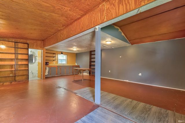 2809 Grove Street, Evansville, IN 47710