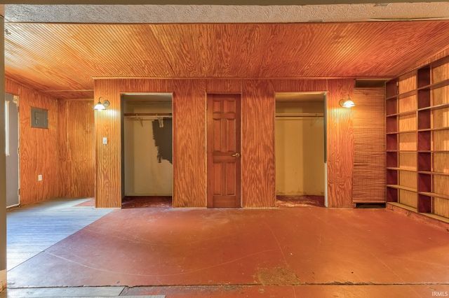 2809 Grove Street, Evansville, IN 47710