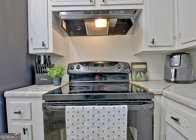 179 Lakewood Drive, Newnan, GA 30263