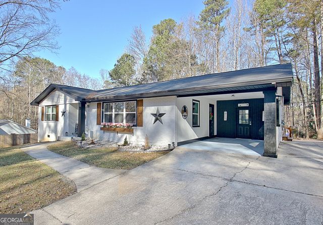 179 Lakewood Drive, Newnan, GA 30263