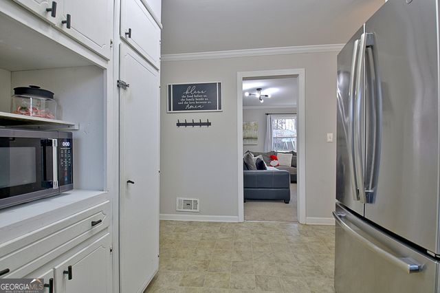 179 Lakewood Drive, Newnan, GA 30263