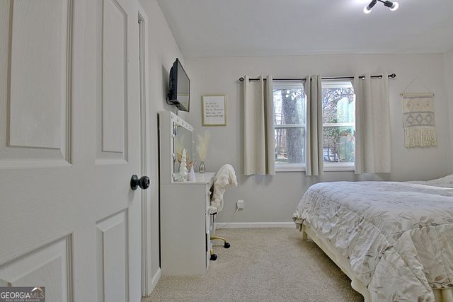 179 Lakewood Drive, Newnan, GA 30263