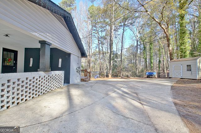 179 Lakewood Drive, Newnan, GA 30263