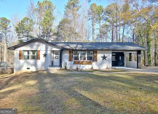 179 Lakewood Drive, Newnan, GA 30263