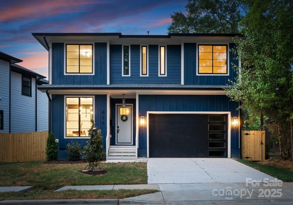 426 W Cama Street, Charlotte, NC 28217