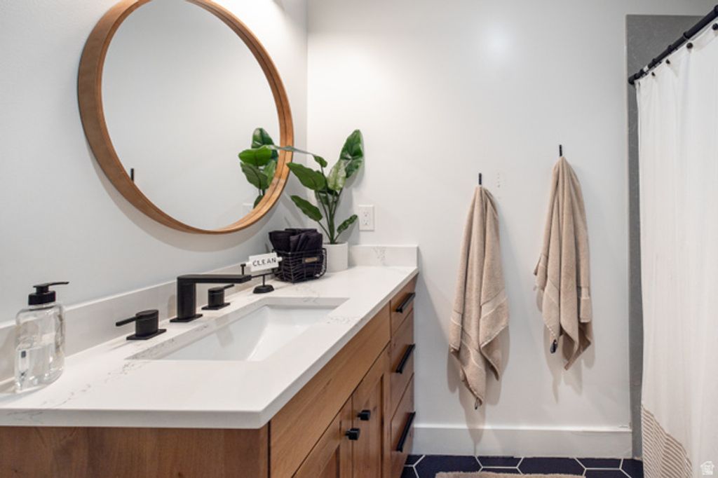 Image 7 of property listing at 1276 W FALLOW WAY #76, Pleasant View, UT 84414