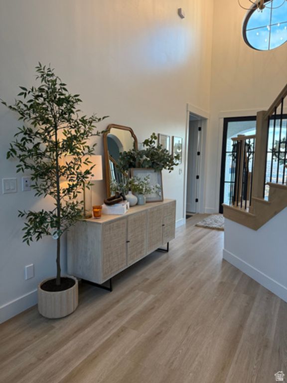 Image 8 of property listing at 1276 W FALLOW WAY #76, Pleasant View, UT 84414