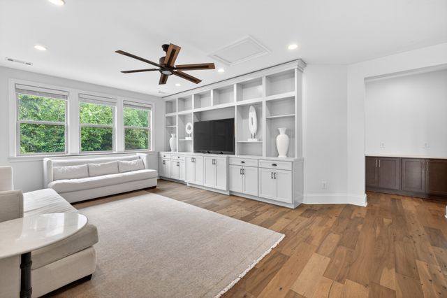 9403 Arthur Ct, Brentwood, TN 37027