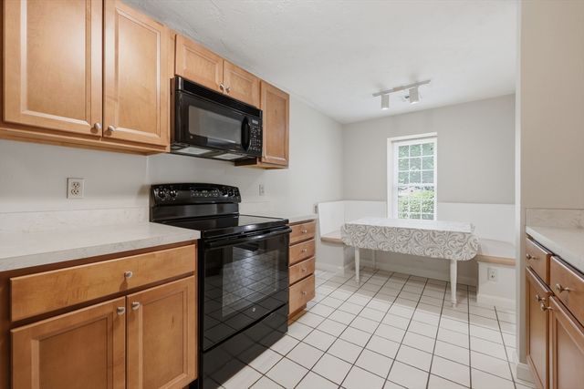 200 Ridgefield Circle 200A, Clinton, MA 01510