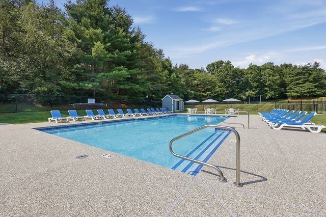 200 Ridgefield Circle 200A, Clinton, MA 01510