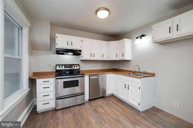 11 PENN MAWR CT, Reading, PA 19606