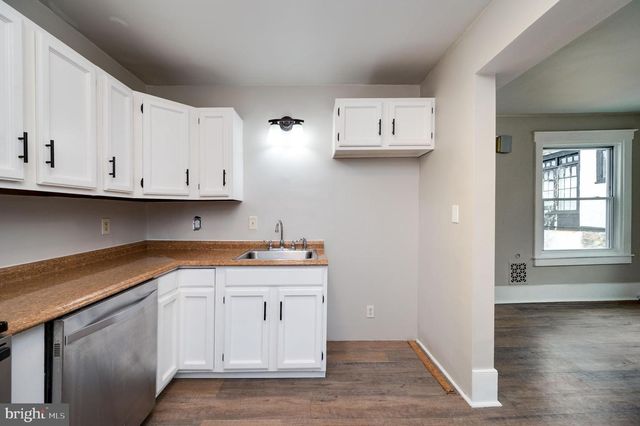 11 PENN MAWR CT, Reading, PA 19606