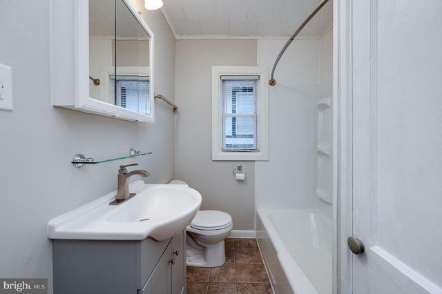 11 PENN MAWR CT, Reading, PA 19606