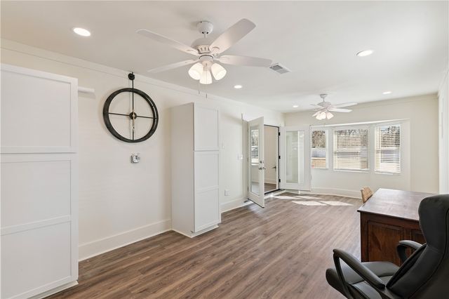 1015 Elbert Street, Darien, GA 31305