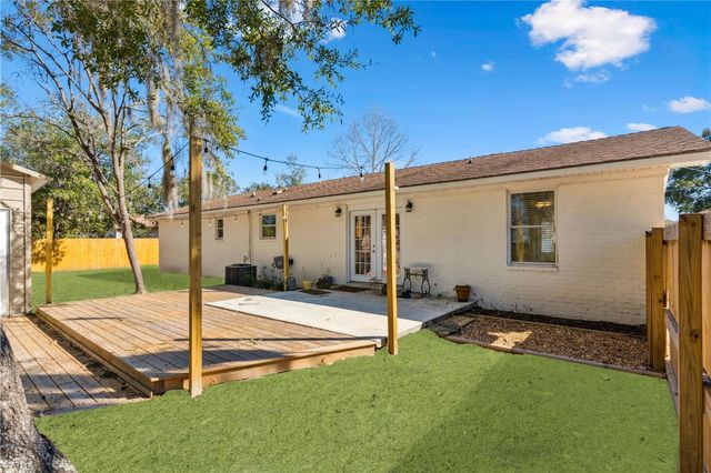 1015 Elbert Street, Darien, GA 31305