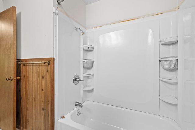 516 Lindenhurst Drive, North Little Rock, AR 72118