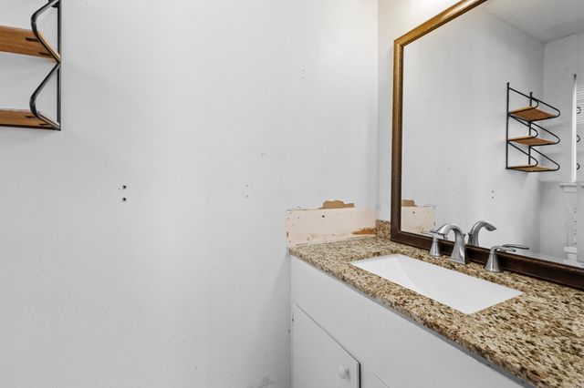 516 Lindenhurst Drive, North Little Rock, AR 72118