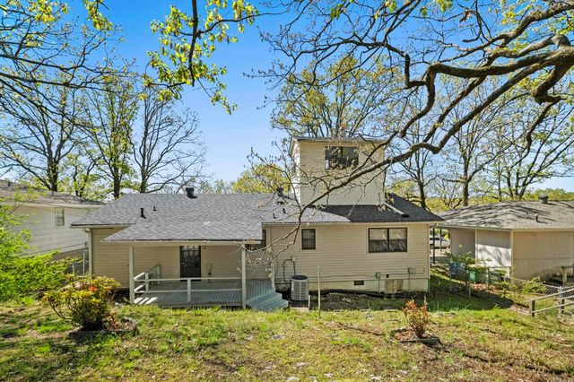 516 Lindenhurst Drive, North Little Rock, AR 72118