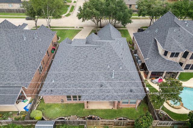 2811 Misty River Lane, Richmond, TX 77406