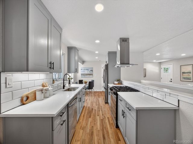 6984 Owens Street, Arvada, CO 80004