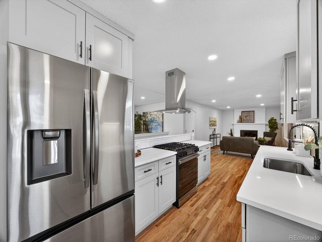 6984 Owens Street, Arvada, CO 80004