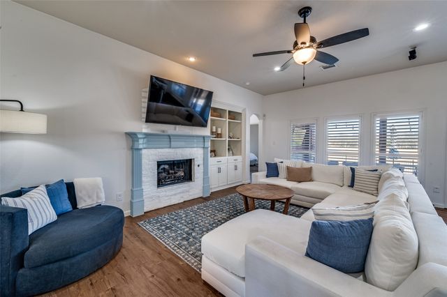 9308 Water Tree Drive, Mckinney, TX 75072