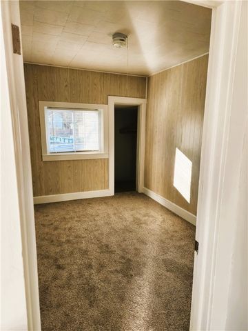 12 North Main Street, Murray, NY 14470