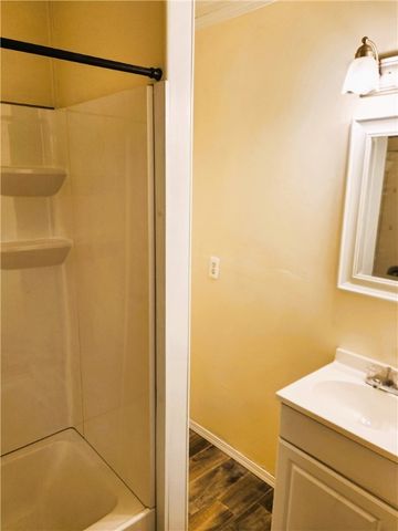 12 North Main Street, Murray, NY 14470