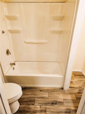 12 North Main Street, Murray, NY 14470