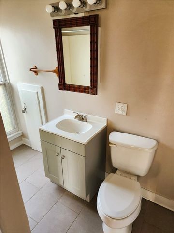 12 North Main Street, Murray, NY 14470