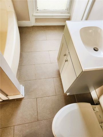 12 North Main Street, Murray, NY 14470