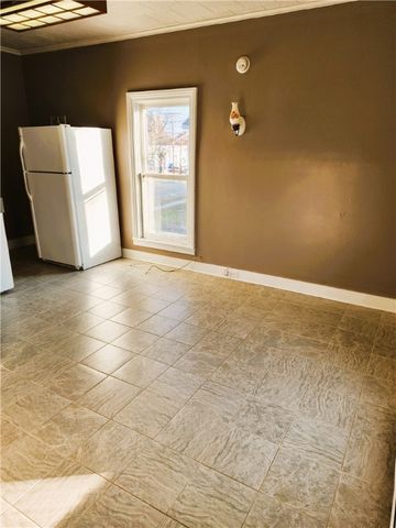 12 North Main Street, Murray, NY 14470