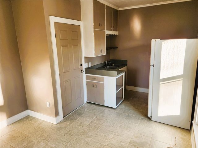 12 North Main Street, Murray, NY 14470