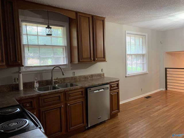 2602 Vinyard Street, Huntsville, AL 35811