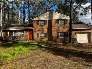 2602 Vinyard Street, Huntsville, AL 35811