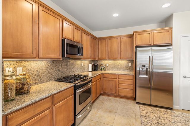 9930 Hatherton Way, Elk Grove, CA 95757